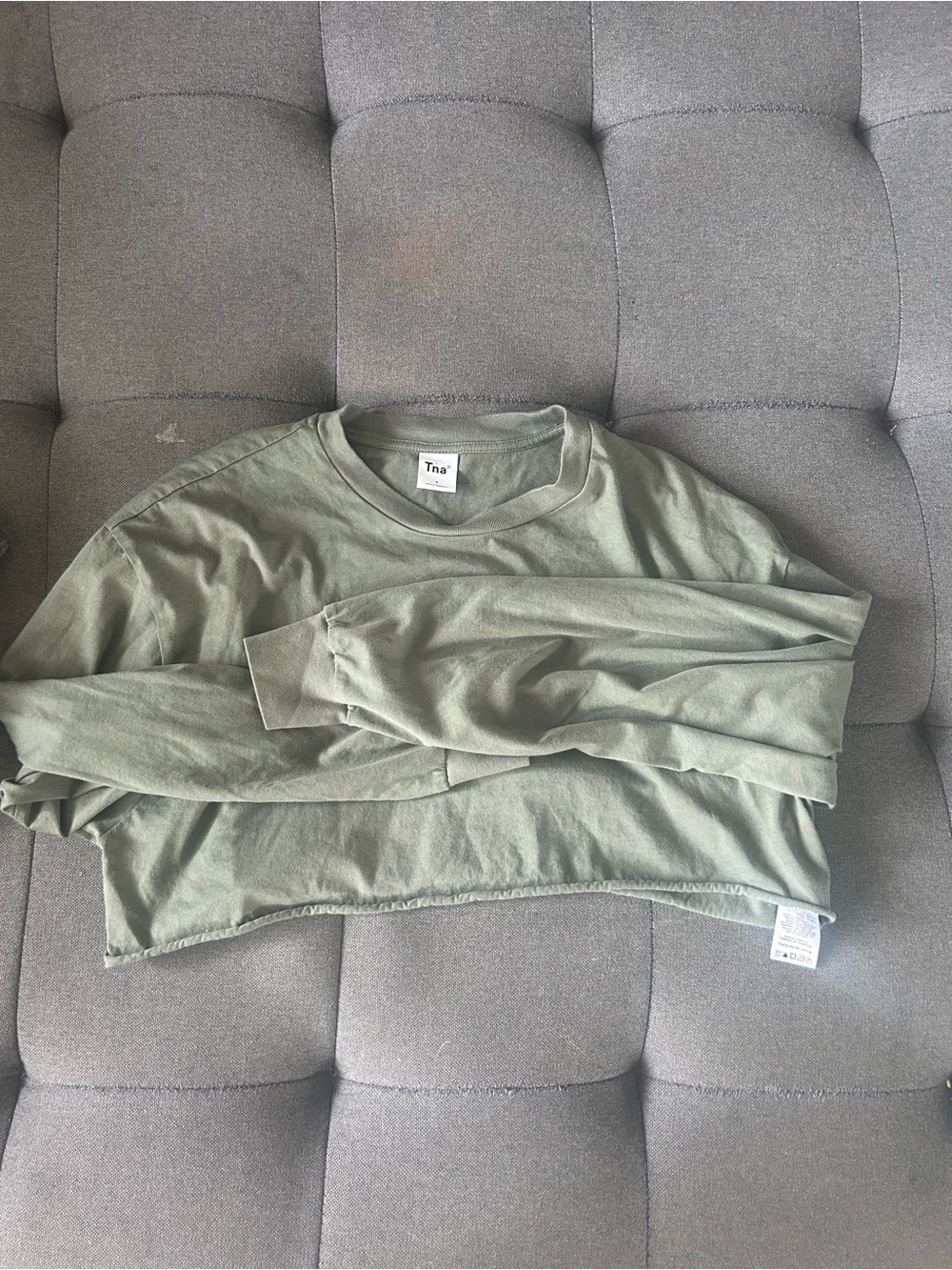 Cropped shirt